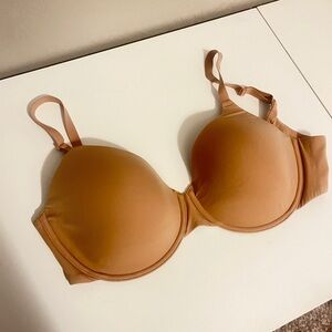 SKIMS Tan Seamless Bra